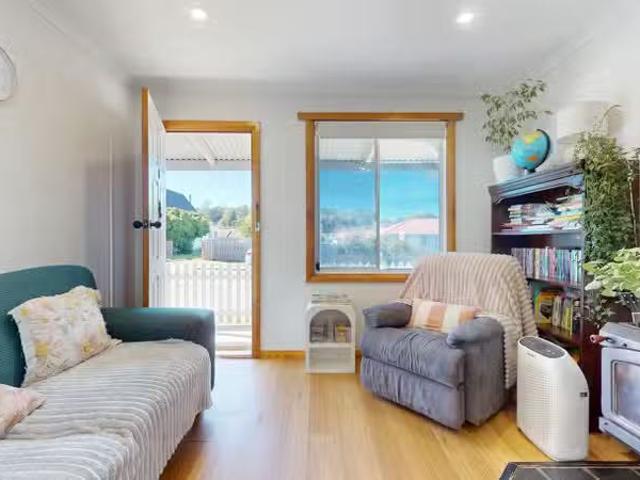 Just in! 8 Story Street, ST MARYS, TAS 7215 House for Rent