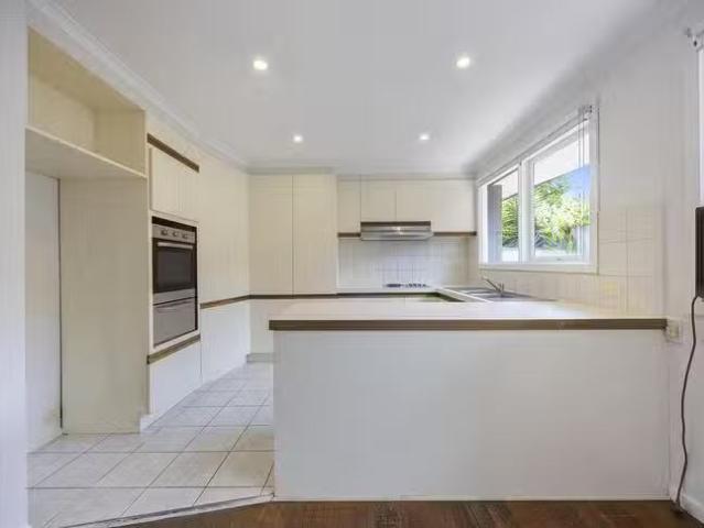 Rental! 8 Sassafras Court, Boronia, VIC 3155
