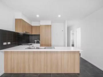 Nice 8 Wickersley Street, Farley Townhouse for rent Listed by.