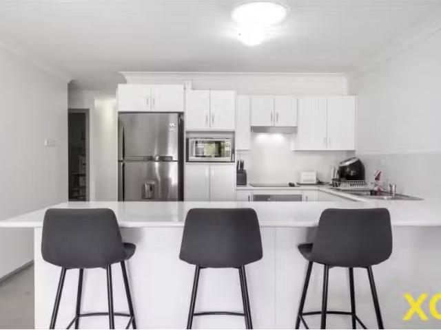 Nice 8 Wilkinson Boulevard, Hunterview House for rent Listed.