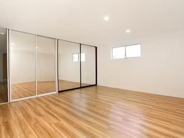 For Rent! 8B Dorothy Street, Wentworthville NSW 2145