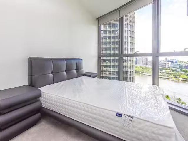 Deal! 905/8 Margaret Street, Brisbane City, QLD 4000