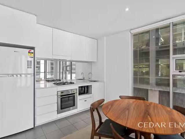 Nice 909/8 Mccrae Street, Docklands, VIC 3008