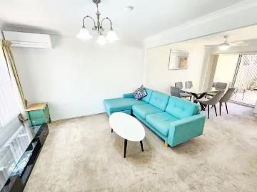 Unique 9/18 Swan Lake Crescent, Calamvale, QLD 4116