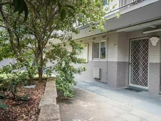For Rent! 9/1 Stallard Place, Withers, WA 6230