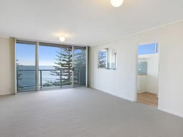 Nice 9/28 Cliff Road, Wollongong, NSW 2500