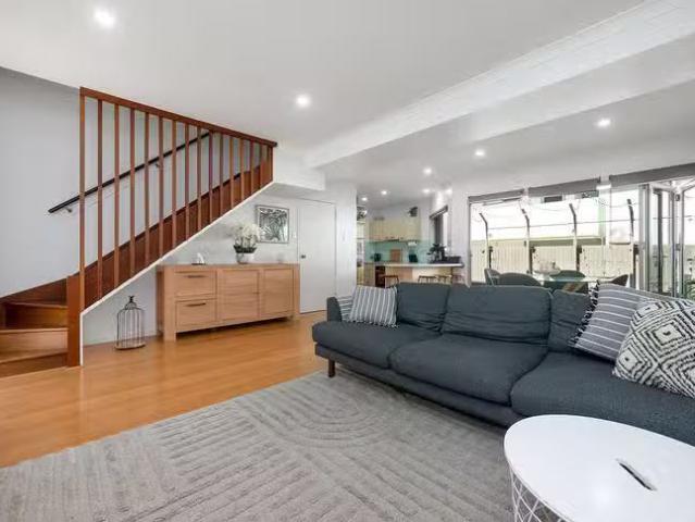Unique 9/35 Richmond Road, Morningside, QLD 4170