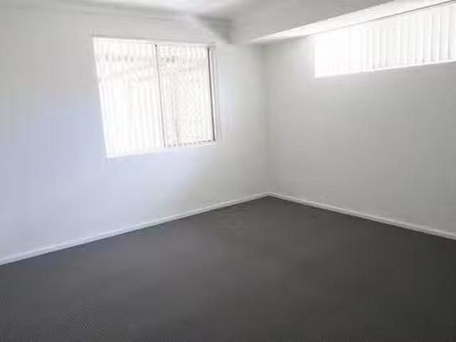 Deal! 94 Wright Street, Kewdale, WA 6105