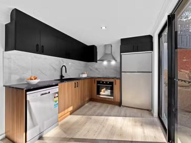 Rental! 958 Moggill Road, Kenmore, QLD 4069