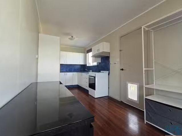 Deal! 96 Trainor Street, Townview, QLD 4825