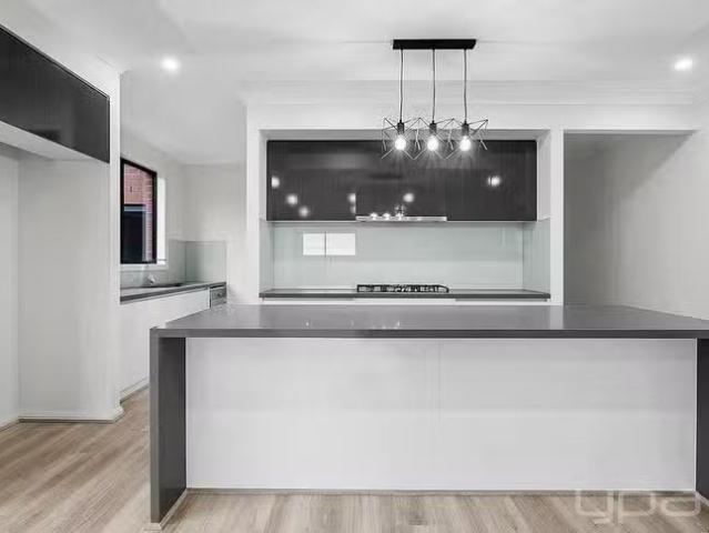 Charming 96 Pintail Drive, Melton South, VIC 3338