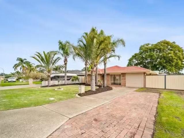 Nice 9 Meadowview Drive, Ballajura, WA 6066