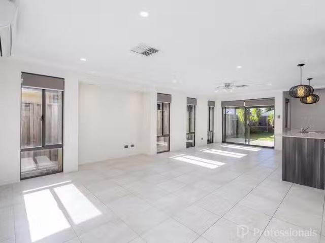 Just in! 9 Catlidge Street, Ellenbrook, WA 6069