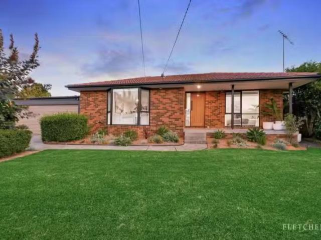 Cozy 9 Gillard Place, Ringwood North VIC 3134 House Auction