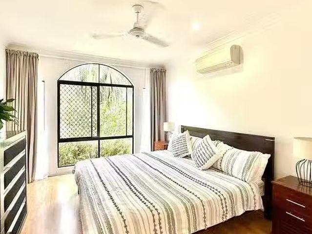 Cheap 9 Lorikeet Close, Craiglie, QLD 4877