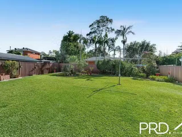 Rental! 9 Prescot Parade, Milperra, NSW 2214