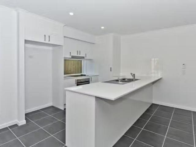 Charming 9 Springwater Street, Thornlands, QLD 4164