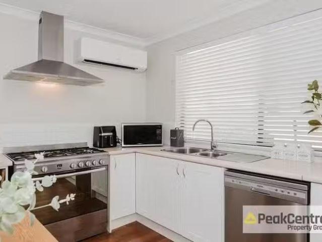 Deal! 13 Appressa Place, Greenfields, WA 6210