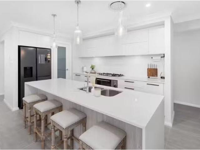 Cheap 13 Bottlebrush Drive, CALDERWOOD House for rent Listed.