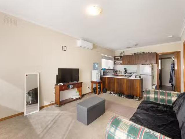 Deal! 1/3 Ellard Street, Mount Gambier, SA 5290