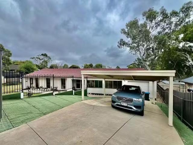 Charming 13 Flavel Avenue, Woodforde, SA 5072
