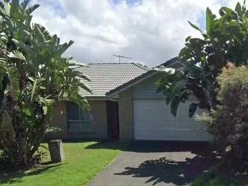 Just in! 13 Sophie Street, Raceview, QLD 4305