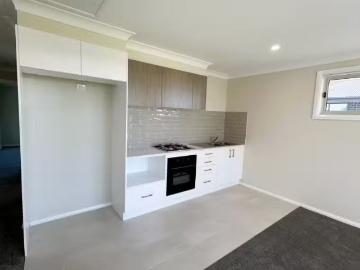 Just in! 13A Kestral Street, TAMWORTH House for rent Listed b.