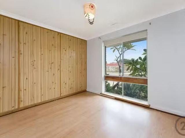 For Rent! 13A Jurrell Street, Mandurah, WA 6210