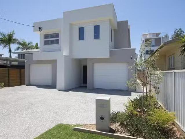 Charming 13A Seagull Avenue, Mermaid Beach, QLD 4218