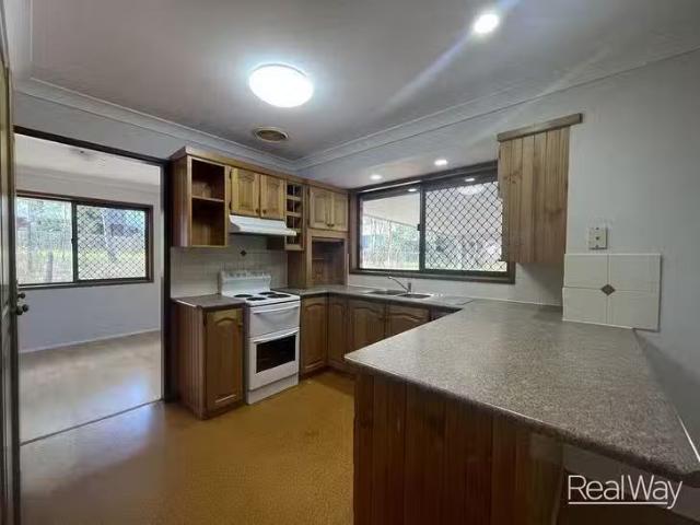 Cheap 100 Grace Street, Wulkuraka, QLD 4305