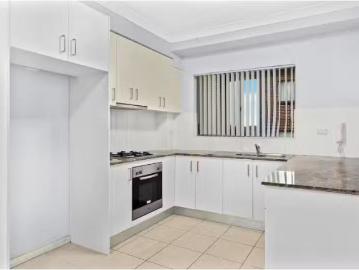 Cheap 10/14 18 Coleridge Street, Riverwood Apartment for rent.