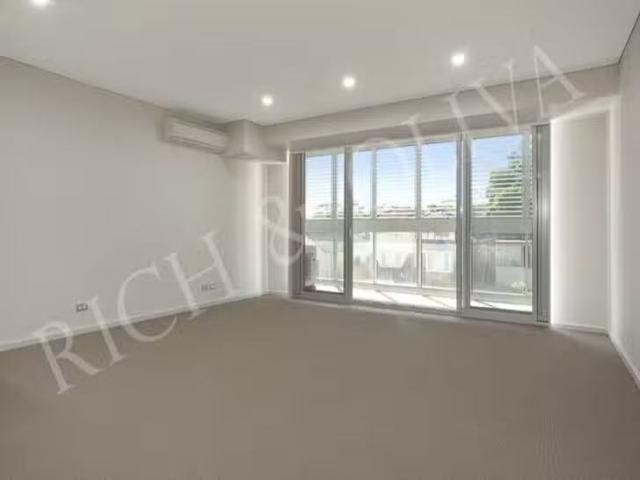For Rent! 102/4 Broughton Street, Canterbury, NSW 2193