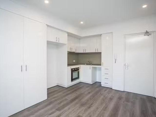 New 10/29 Charles Street, Midland, WA 6056