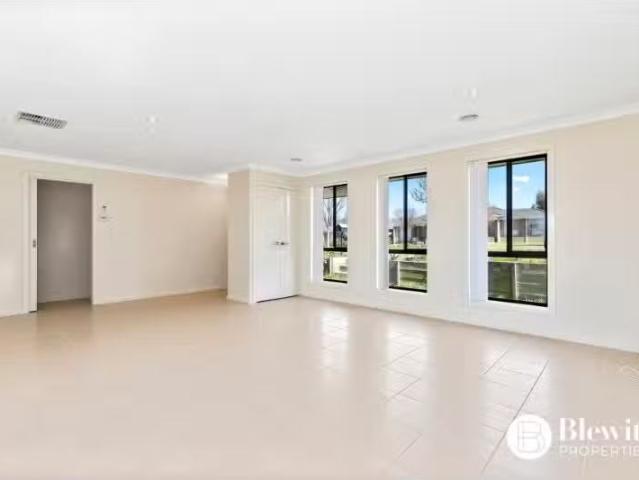 New 104 Mabo Boulevard, Bonner House for rent Listed by Prope.