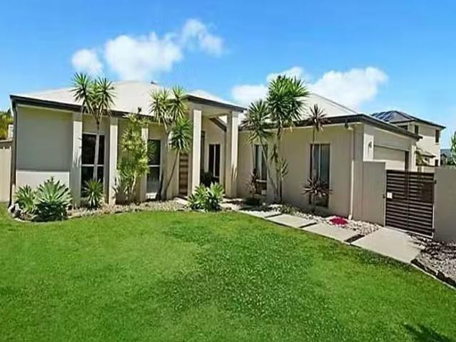 Nice 106 Glenfields Boulevard, Mountain Creek, QLD 4557