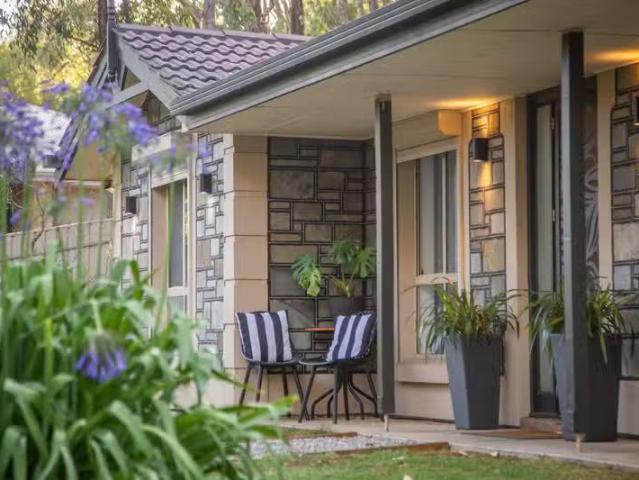Just in! 107 Piccadilly Road, CRAFERS, SA 5152 House for Rent