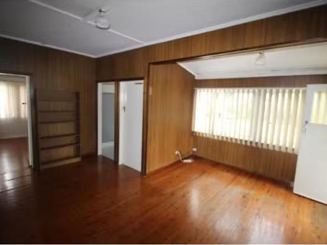 Deal! 10 Bellevue Street, Thornleigh House for rent Listed by.
