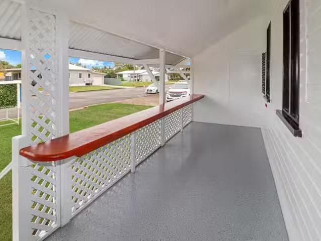 Just in! 10 Bruce Parade, Lucinda, QLD 4850