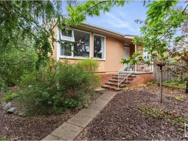 Rental! 10 Cassinia Street, O'connor House for rent Listed by.