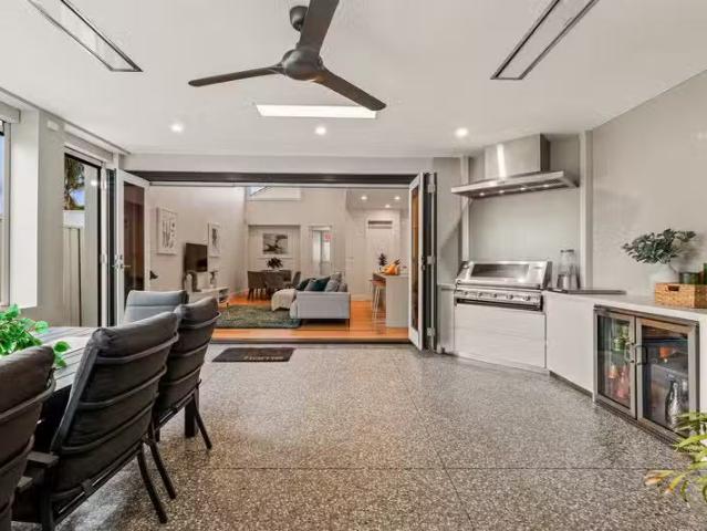Just in! 10 Fairfield Avenue, Somerton Park, SA 5044 House f.