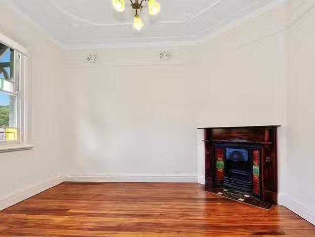 Charming 10 Hawthorne Parade, Haberfield, NSW 2045