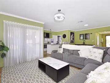 Cozy 10 Hollingworth Drive, Aveley, WA 6069