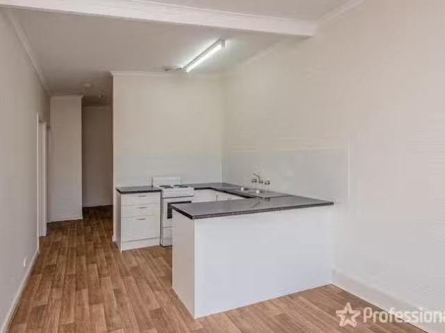 For Rent! 10B Houston Street, Spalding, WA 6530