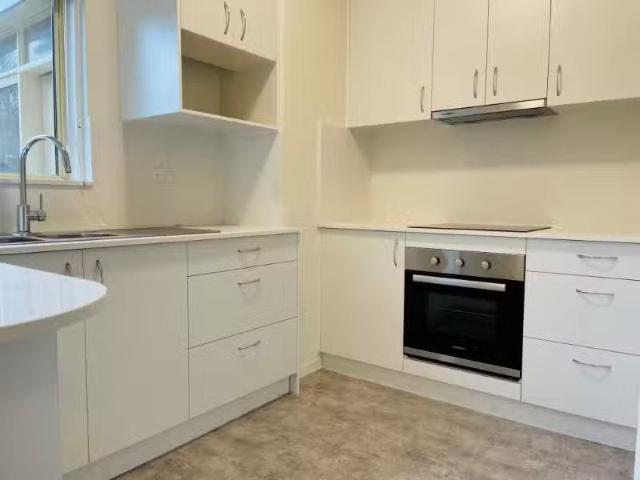 Cheap 11/1 7 MOANI AVENUE, GYMEA Townhouse for rent Listed by.