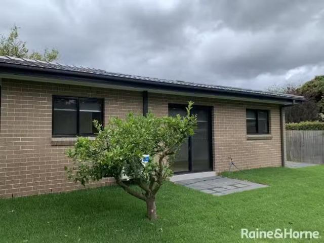Just in! 1/11A Elsworth Avenue, BALACLAVA House for rent List.