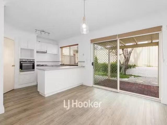 Rental! 1/127 Ocean Drive, Bunbury, WA 6230