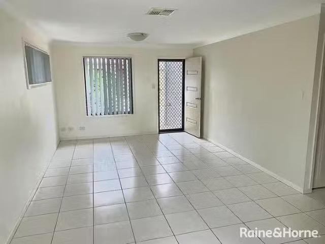 Unique 11/21 Roberts Street, South Gladstone, QLD 4680