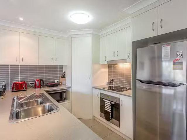 New 1/14 Coolana Court, Harristown, QLD 4350
