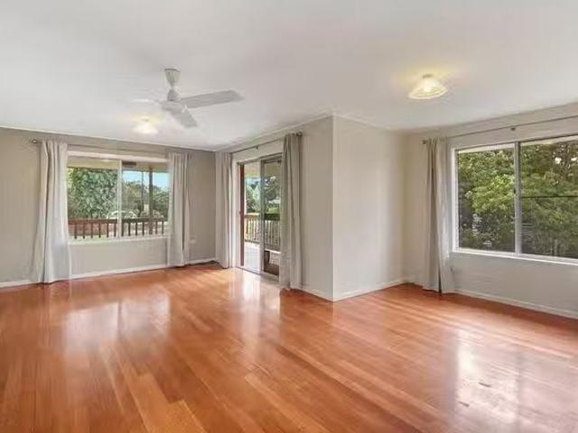 Cozy 1/15 Sahara Road, Glass House Mountains, QLD 4518