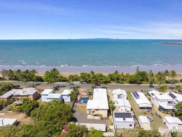 Cozy 1/168 Scenic Highway, Lammermoor, QLD 4703